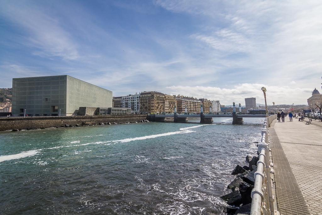 Apartamento Urumea San Sebastián Exteriör bild